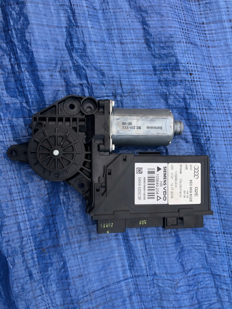 фото №1, Audi a4 b6 b7 моторчик модуль скло правий задня