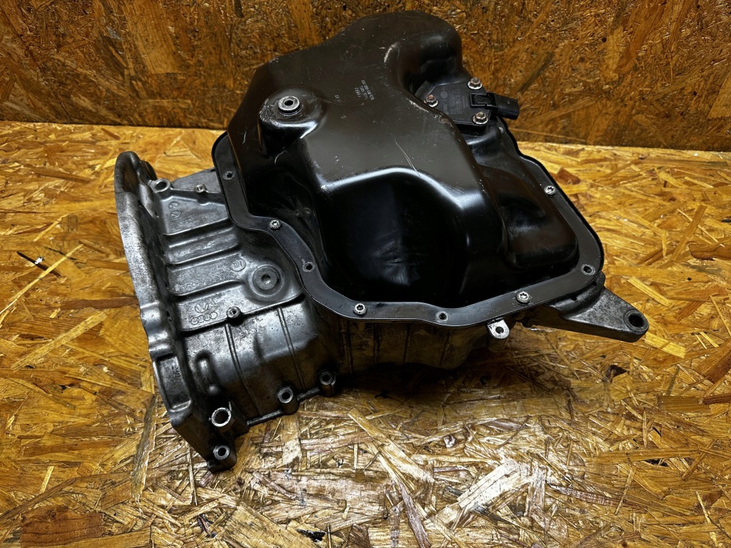 Піддон оливи масляна vw audi q7 4l 3.0 tdi 059103602ab 059103601bn Недорого