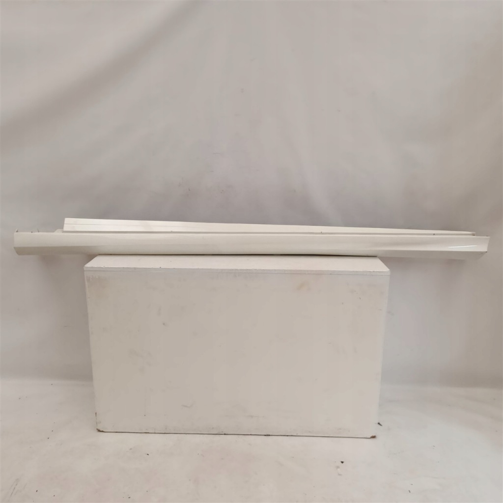 Купити Молдинг поріг ліва mercedes ml gle 166 a1666980754