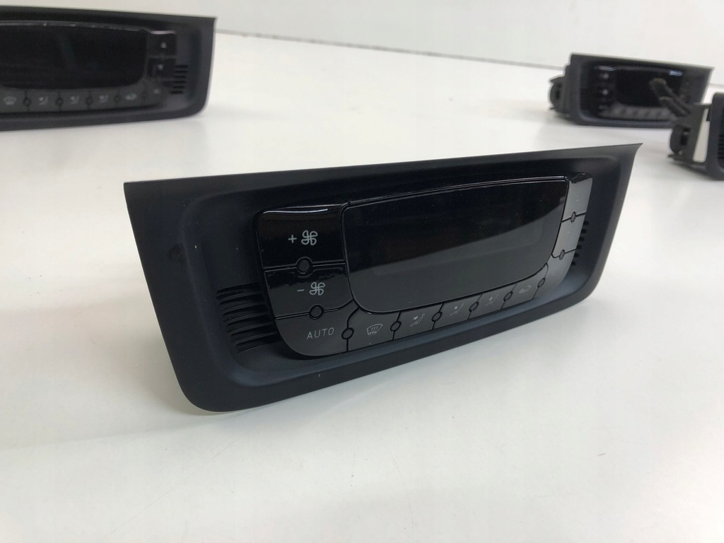 фото №12, Seat ibiza 6j панель блок керування кондиціонера 6j0820043