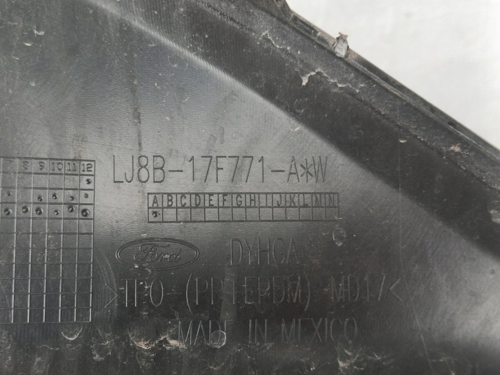 фото №10, Решітка w бампер ford mustang mach-e середня перед