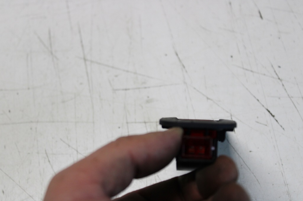 фото №3, Лампа освітлення салону обшивка audi a8 d3 04r