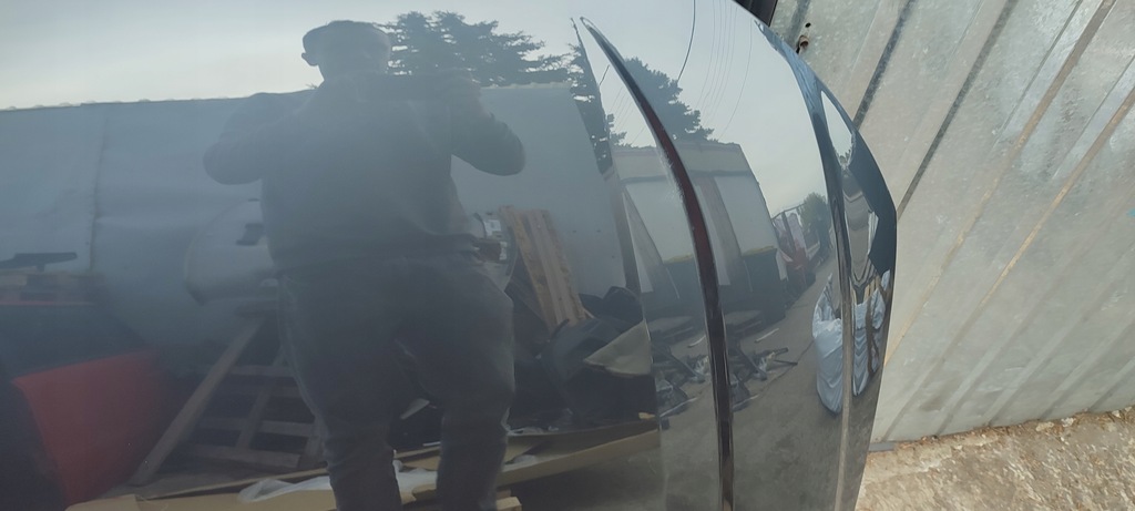 фото №11, Капот крышка стальной audi a1 gb ii 2 82a od 10.18r- лак lx7l