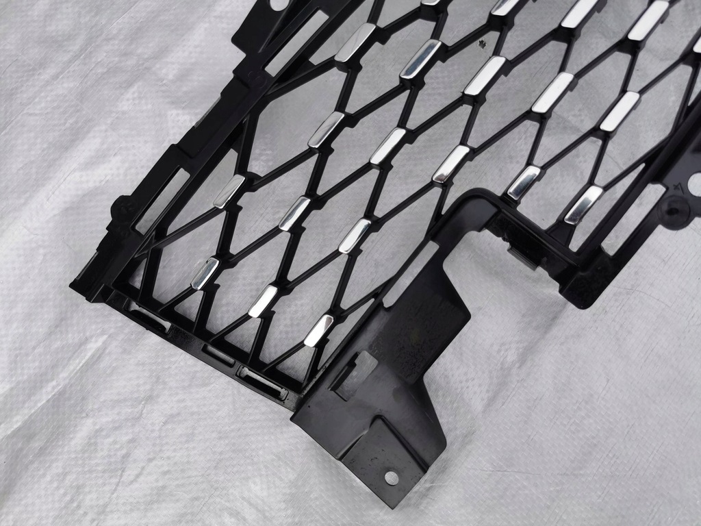 фото №7, Renault zoe lift 19- левая решётка бампера перед 622553535r b.ładna