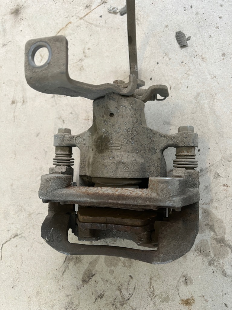 фото №6, Hyundai i30 iii 17- kombi супорт гальмівний задня задній