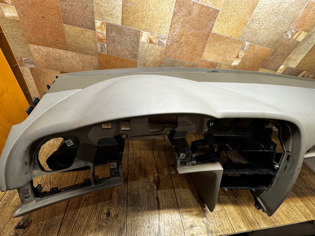 фото №14, Audi a6 c6 приборная панель приборная серая europa бежевая