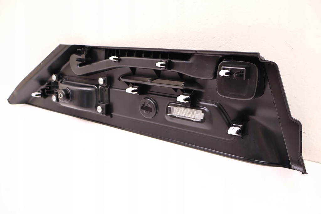 фото №6, Maserati grecale защита накладка обшивка багажника правая 670167214