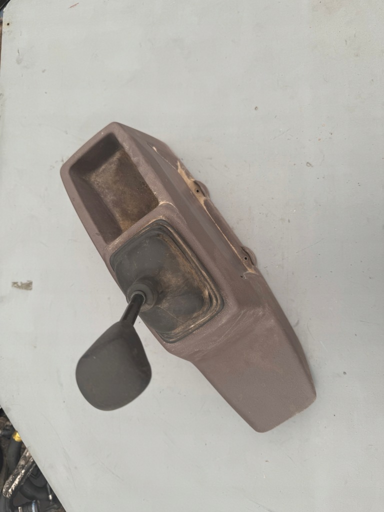 фото №1, Renault master i 98- домкрат перемикання передач master i 98- 7700351867