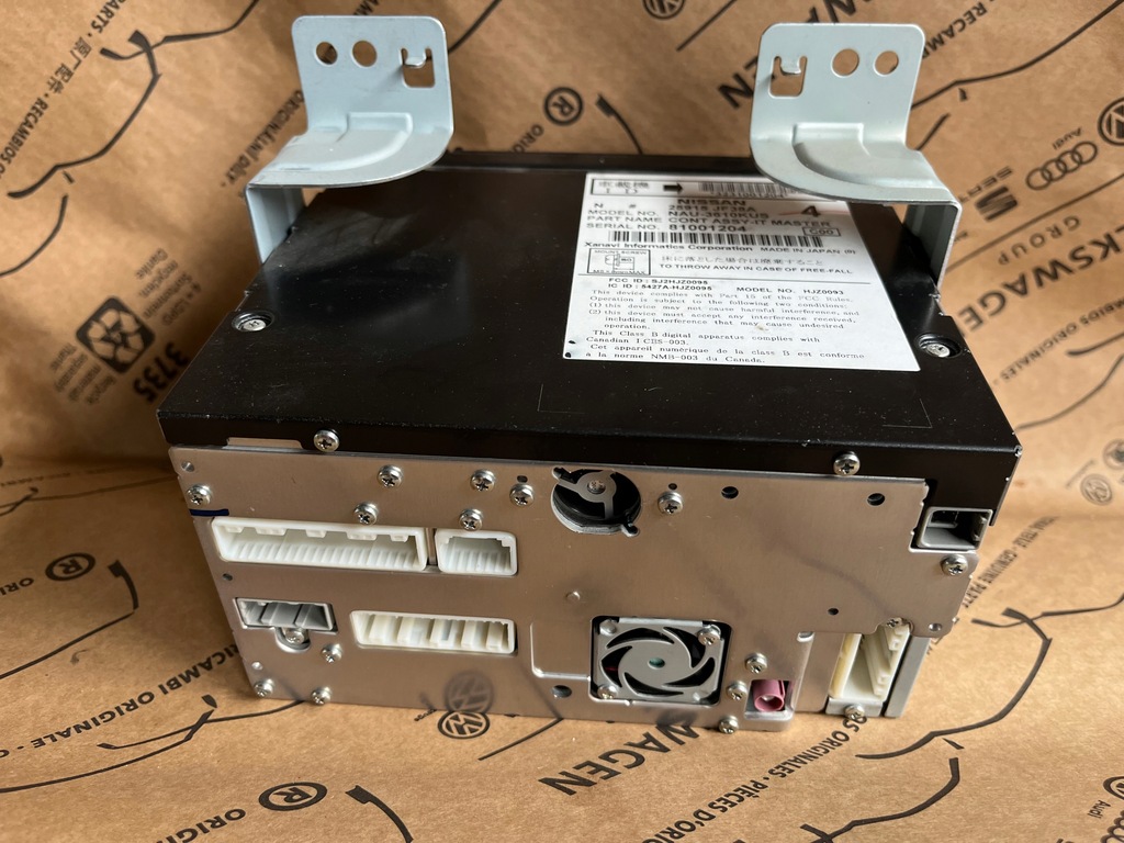 фото №2, Nissan gtr радиопроигрыватель радио 08-13r