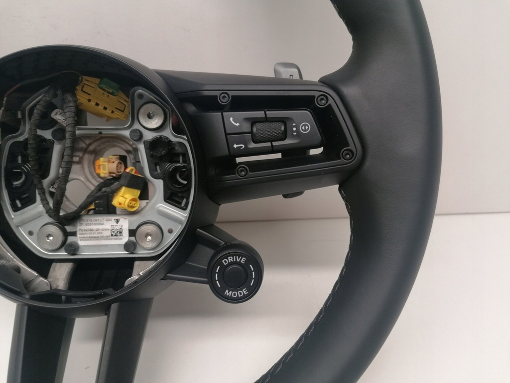 фото №7, Porsche 911 992 повітропровід шкіряний оригінал