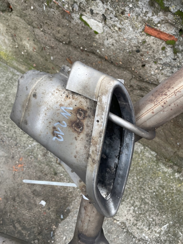 Mercedes w212 12-16 lift глушник вихлоп кінцевий 3.0 350 a2124910200 в Україні