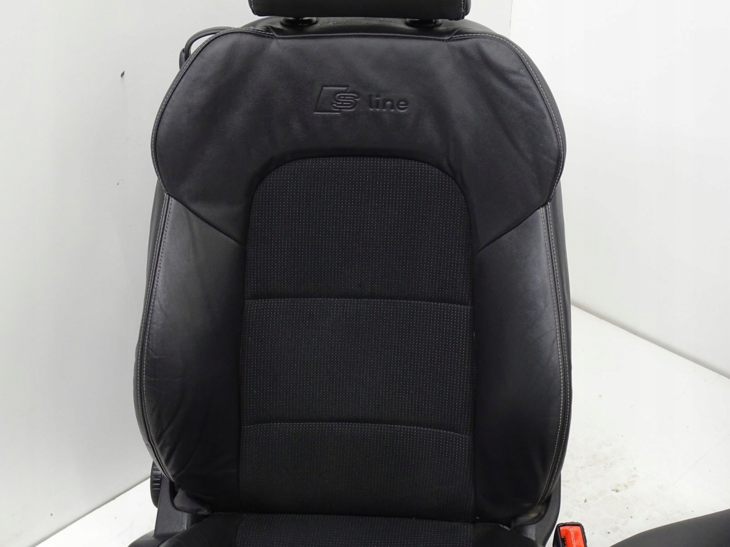 фото №6, Kpl сиденья заднее сиденье обивка полукожа audi a3 8p lift cabrio s-line