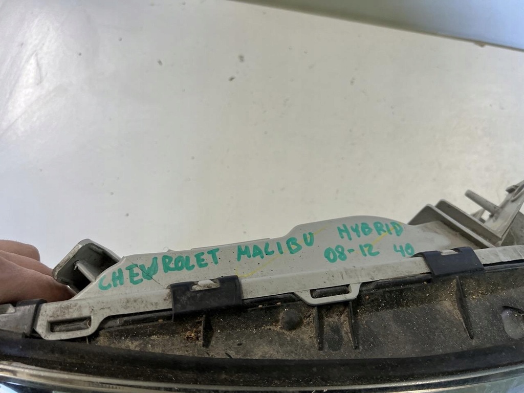 фото №10, Лампа правая перед chevrolet malibu hybrid 08-12