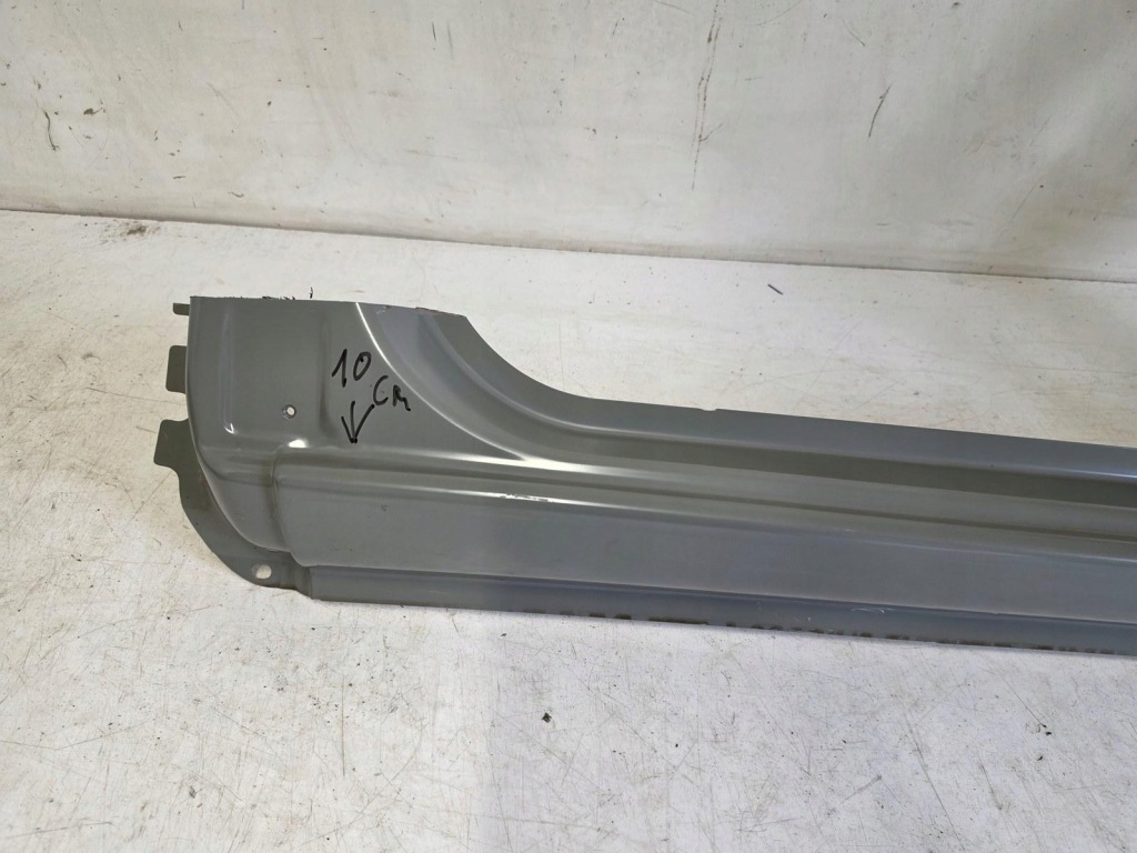 Поріг ліве перед стійку  a b mercedes vito v klasa w447 Недорого