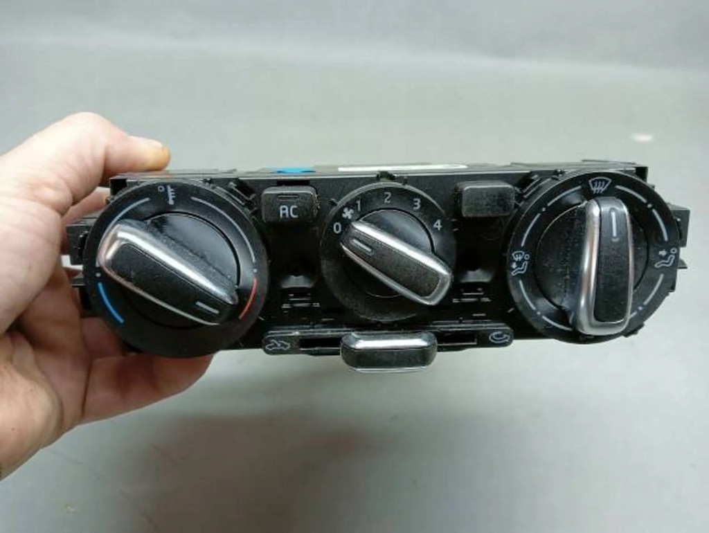 фото №3, Панель кондиціонера vw up mii citigo 1s0820045aa