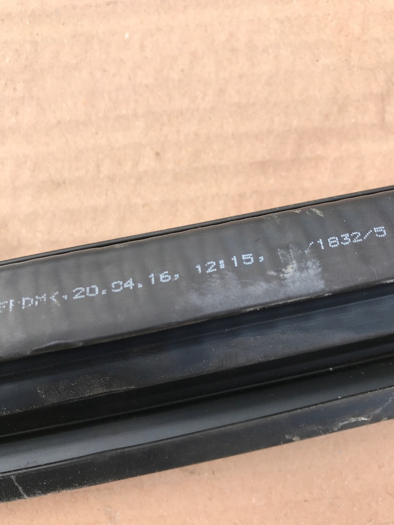 фото №7, Прокладка дверь правый перед audi a5 lift 8t0845354