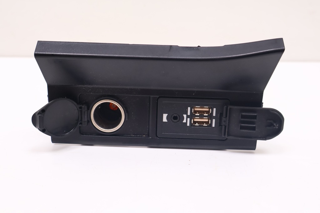 фото №2, Lexus rx iv port usb прикурювач 86190-78010