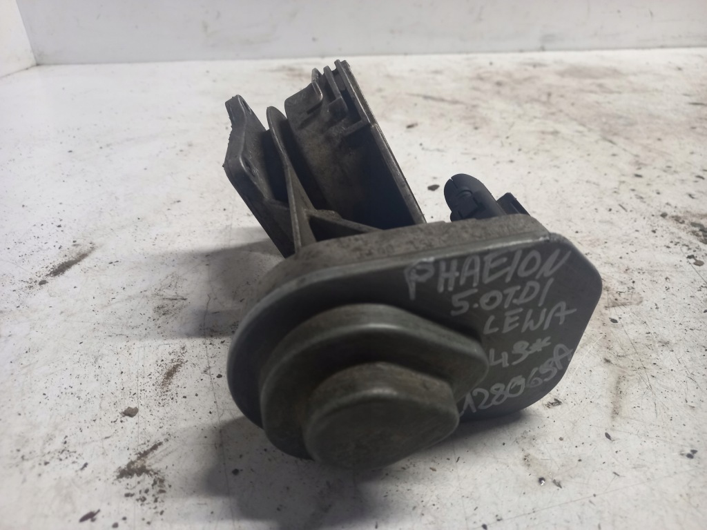 фото №1, Дросельна заслінка vw phaeton 5.0 tdi 07z128069a ліва