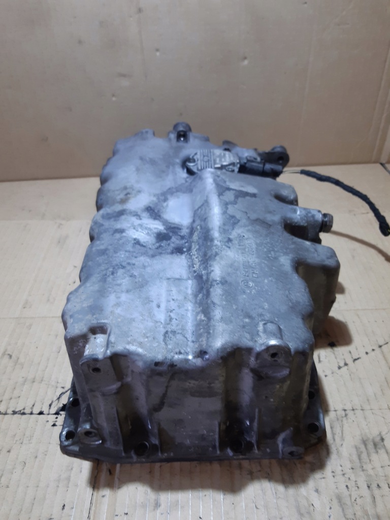 Audi a3 8p 2.0 tdi піддон масляна датчик 03g103603ad Доставка