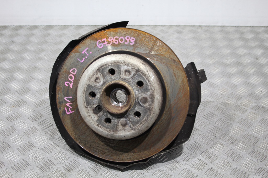 фото №1, Поворотный кулак левый задняя bmw 5 f10 f11 6796099