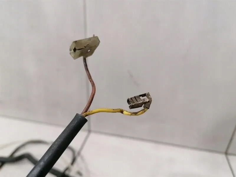 Джгут трубопровід двигуна mercedes-benz a2195406506 Недорого