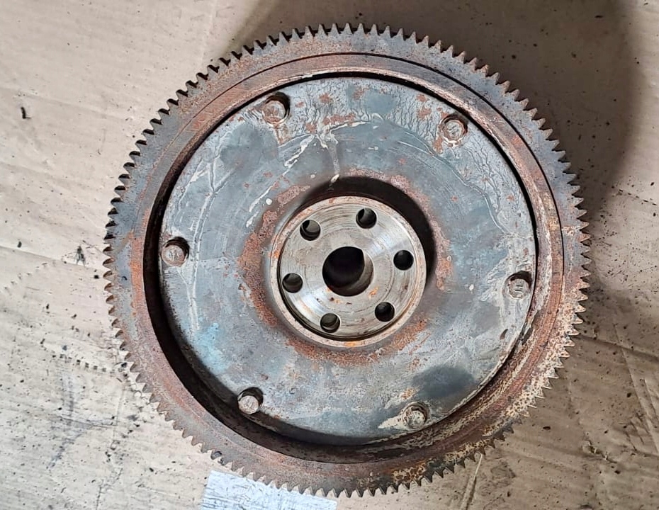 фото №8, L200 2.5 td колесо двомасовий притиск комплект pajero