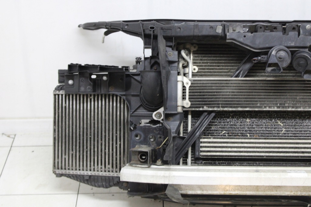 Audi q7 1 4l 3.0 tdi автоматична коробка передач 05r- ремінь передній радіатор вентилятори комплект в Україні