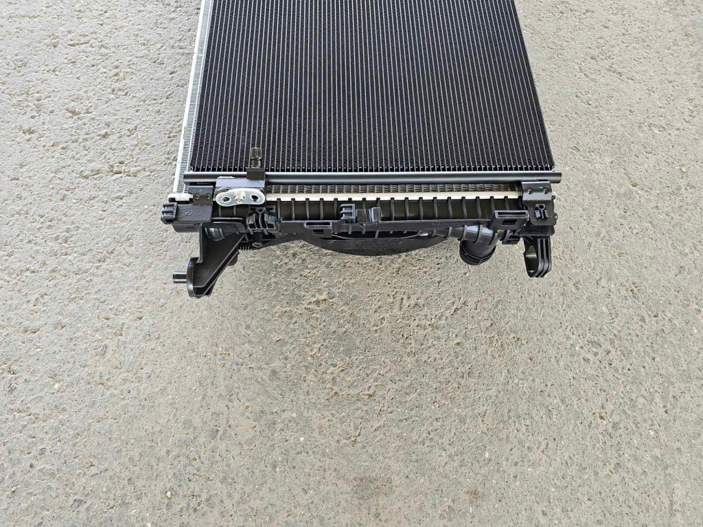 Комплект радиатор вентиляторы audi a8 d5 3.0 tfsi 55 tfsi европа америка Киев