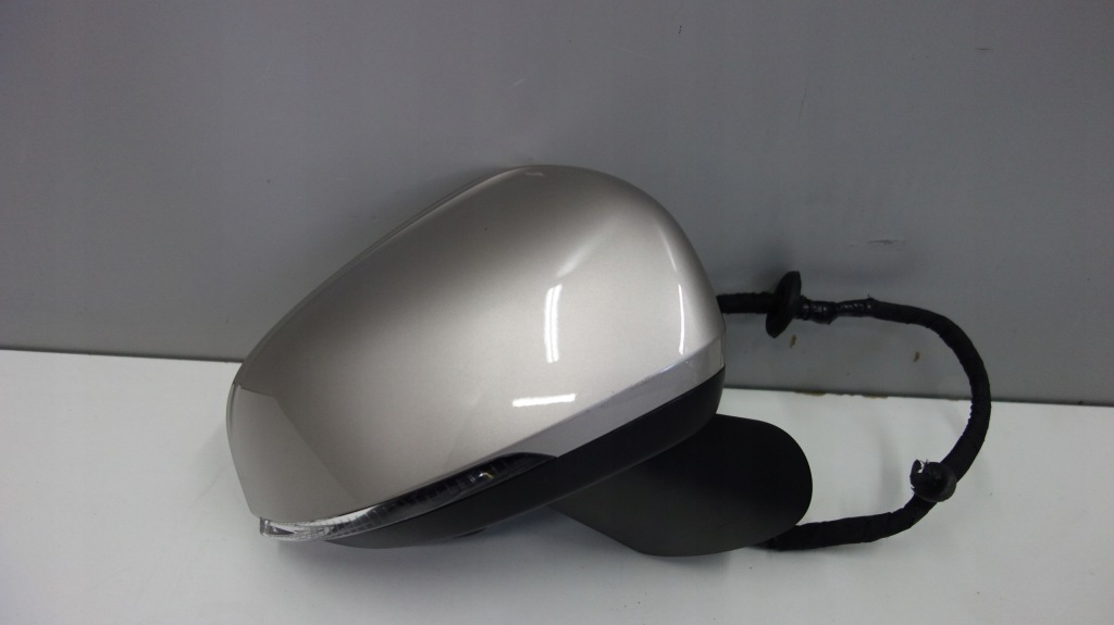 фото №1, Volvo s60 v60 зеркало правое 15pin+kamera