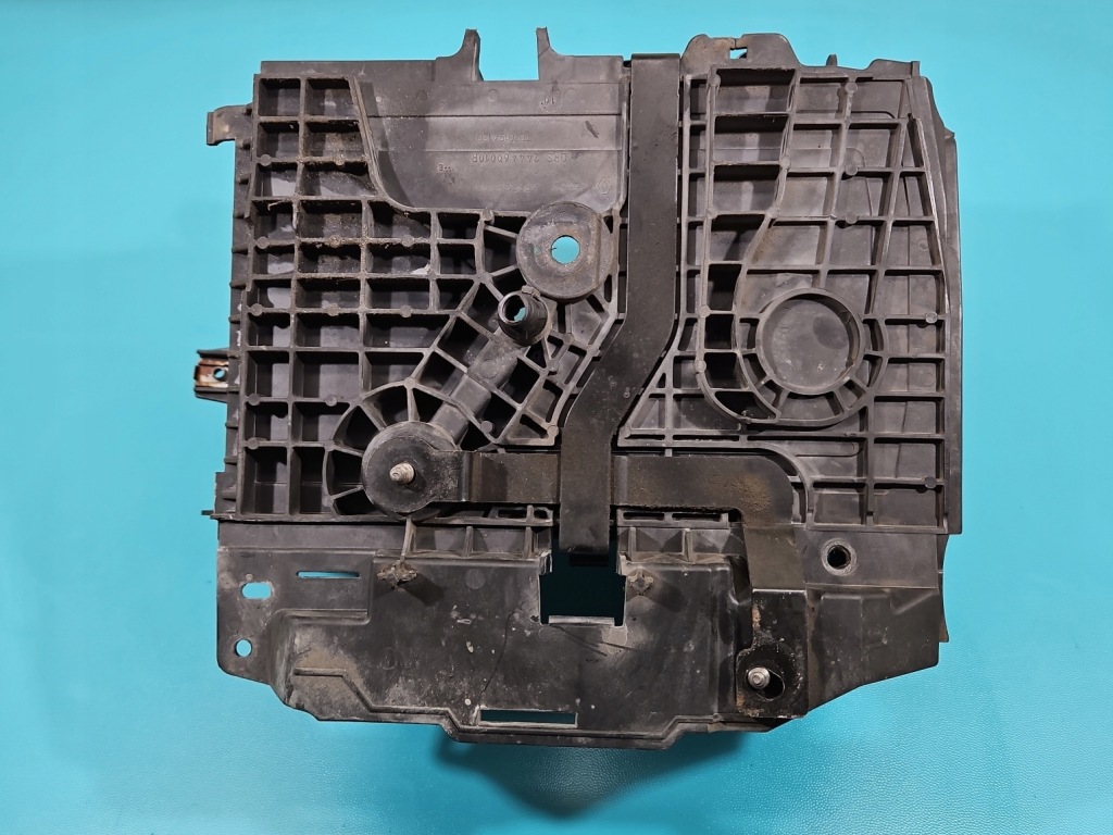 Корпус аккумулятор основание renault megane 3 243800011r 2.0 16v Киев