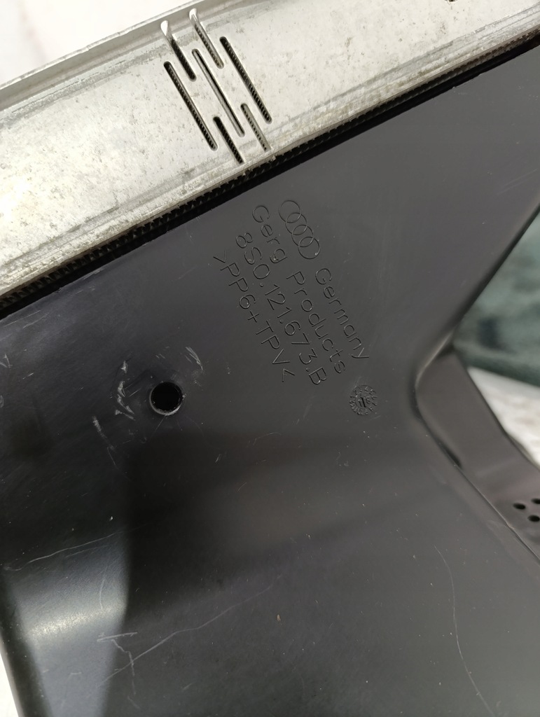 фото №7, Audi rs3 8v rs4 радиатор дополнительная wody оригинал демонтаж 8k0121212c