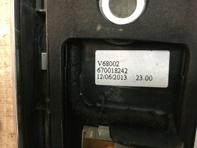 фото №5, Maserati quattroporte vi накладка кришки мікровимикач 670018242