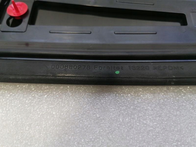 фото №7, Ferrari purosangue f175 кузов молдинг 875653 upper rh b стойка trim bar