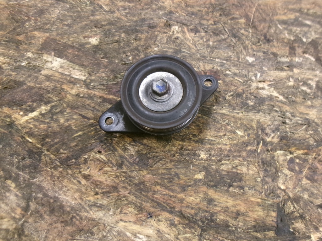 фото №1, Suzuki swift mk7 ролик натягувача 1.2 16v