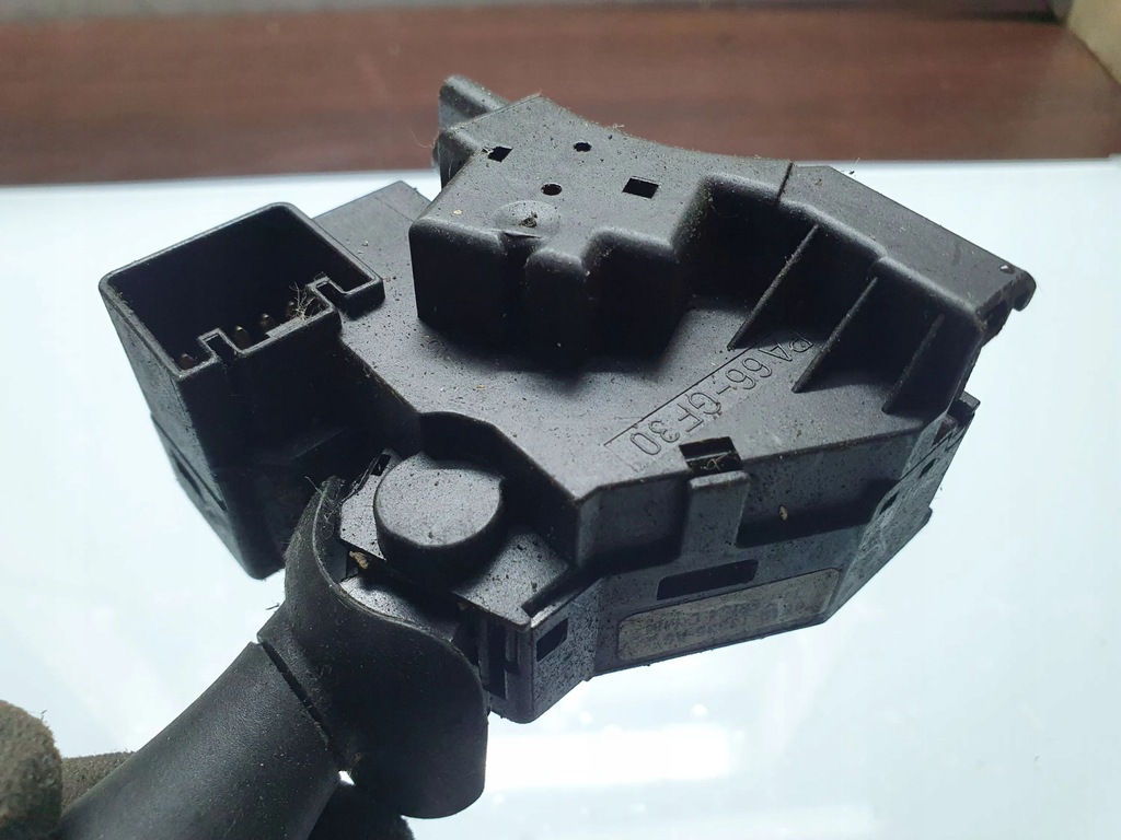 фото №9, Ford focus 2001 рычаг / переключатель поворотники