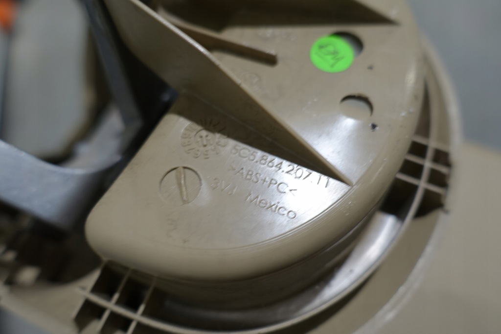 фото №5, Vw beetle 5c підлокітник шкіра бежевий шкіра