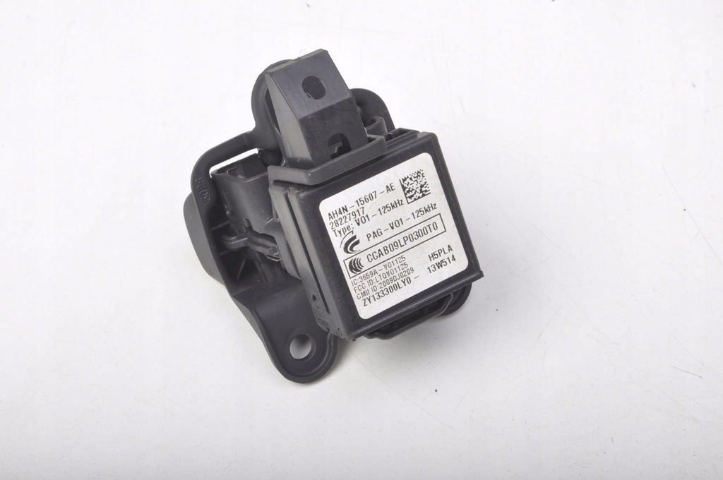 фото №7, Volvo s60 v60 v70 iii s80 ii v40 ii замок зажигания ключ 30659639