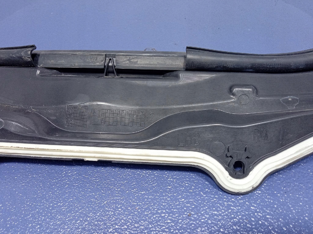 фото №5, Bmw 3 g20 g21 18- жабо защита верхний 7428165