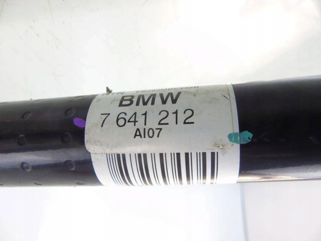 фото №4, Bmw i3 l01 приводной вал правый задняя приводной вал задняя правая 7641212