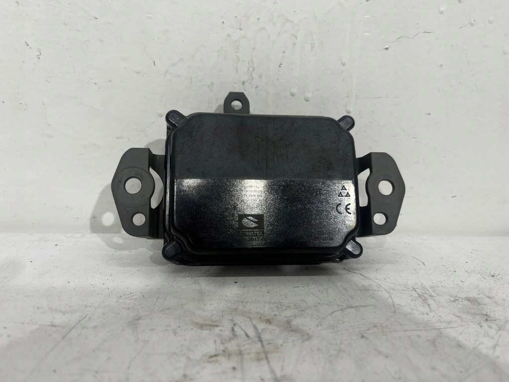 фото №1, Toyota rav4 v distronic радар 88210-33120