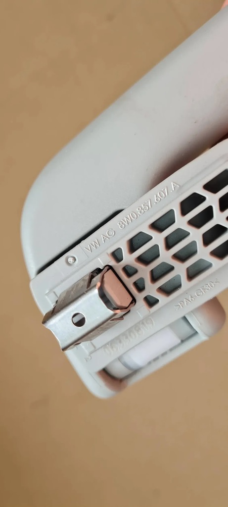 фото №5, A4 b9 8w ручка потолочный кронштейн левая левый задняя a5 8w