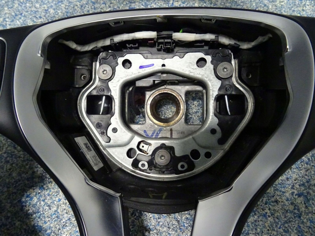 Воздуховод mercedes-benz gle w166 - c292 004605303 Киев