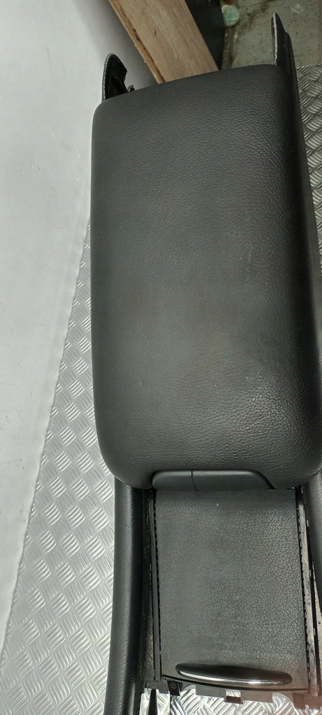 фото №6, Підлокітник бардачок mercedes mercedes w203 clk