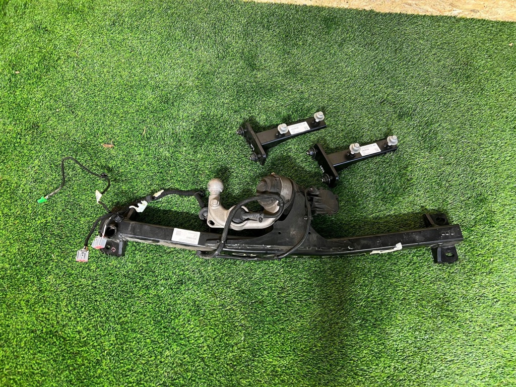 фото №1, Volvo xc40 hak буксировочный 32270802