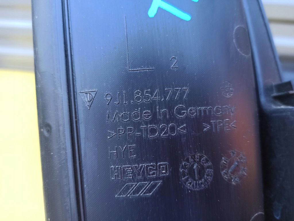 фото №5, Porsche taycan 4s захист крила перед ліва 9j1854777 9j1854778