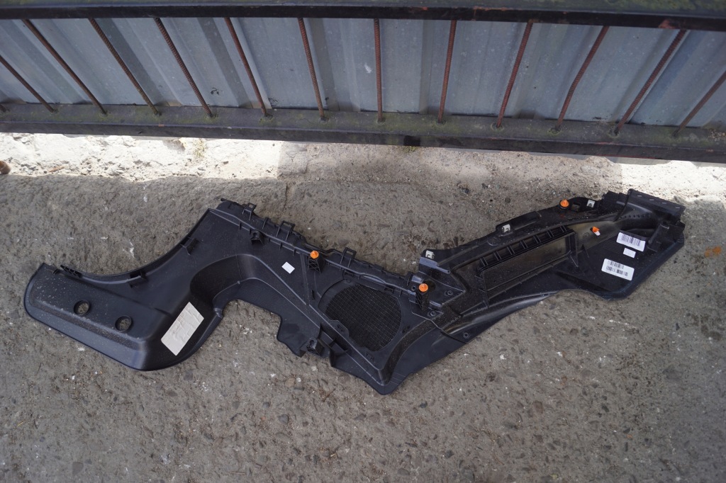 фото №8, Обшивка багажника лівий mercedes w204 coupe a2076901325