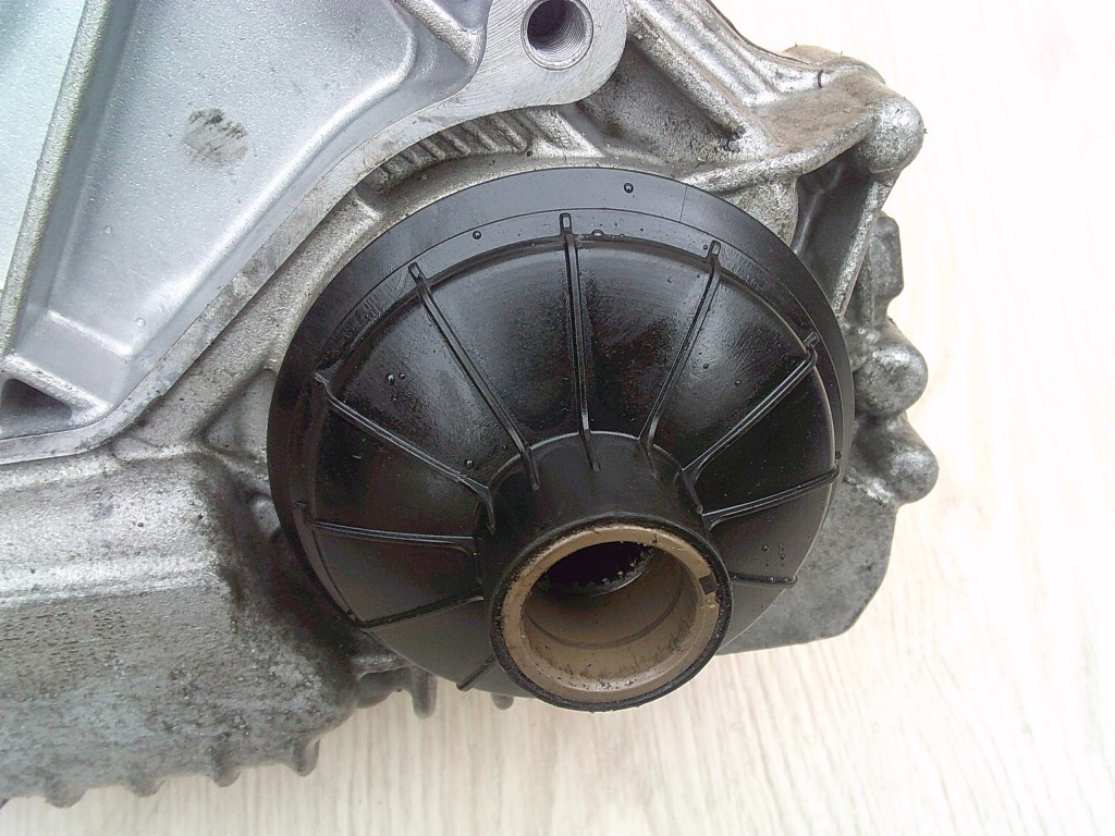 Купити Bmw 7 f01 5 f10 n63 4.4 міст редуктор 7884832 bez блок керування 13774411 atc13