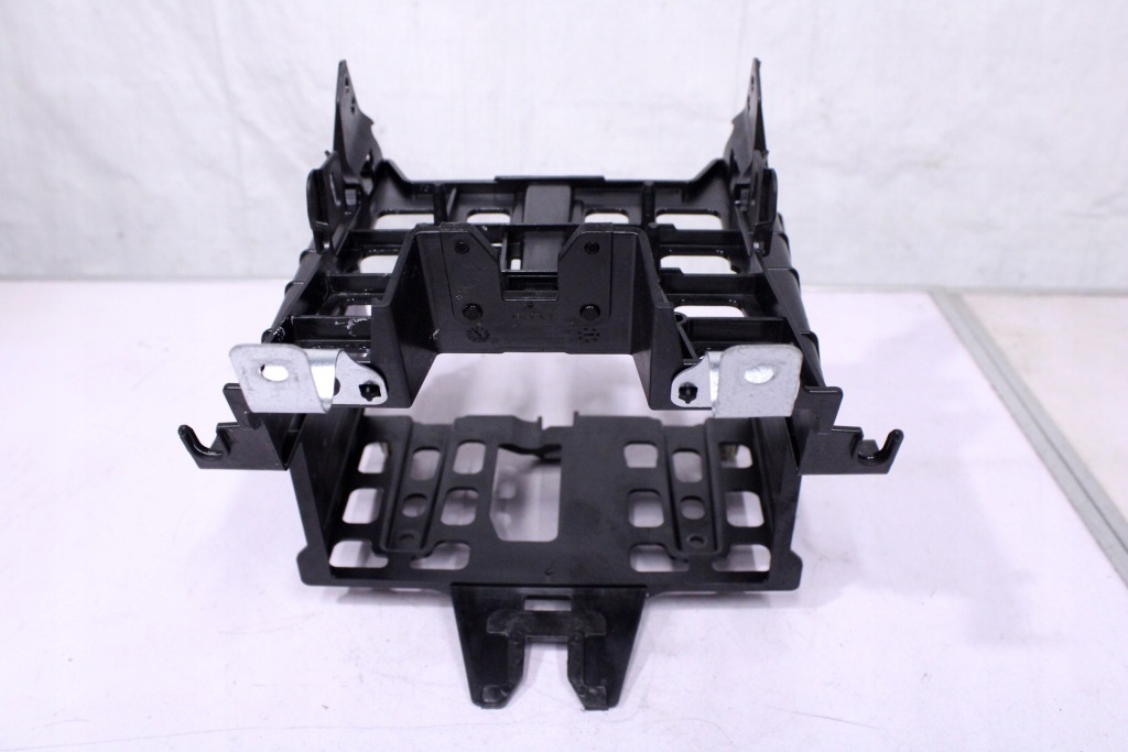 фото №4, Porsche 718 cayman ii 982 рамка каркас радио 982857273a