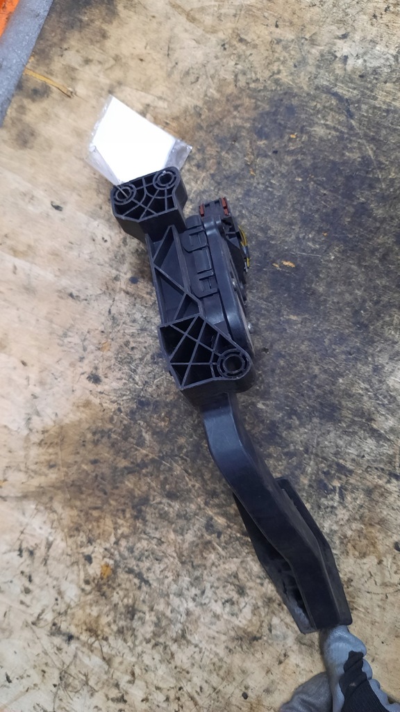 фото №4, Потенциометр газа opel vectra 2.0d 03r