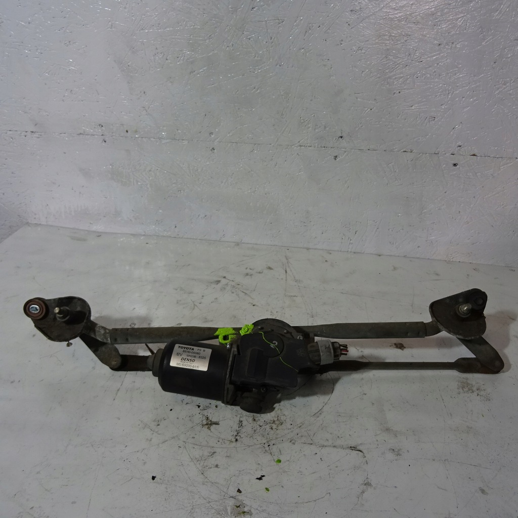 фото №1, Toyota avensis t27 механизм дворник